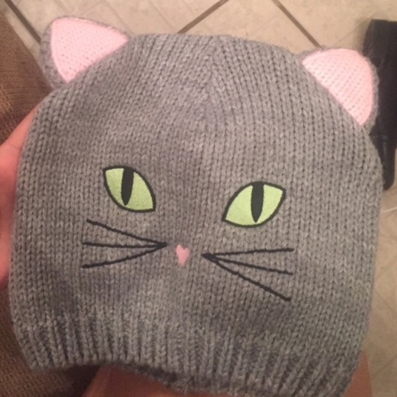 Cat beanie ON HOLD