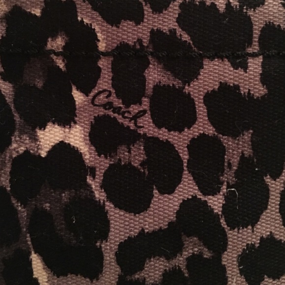 Brand new! Coach handbag! - Picture 3 of 4