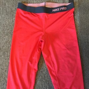 Nike Dri Fit Coral Workout Capris