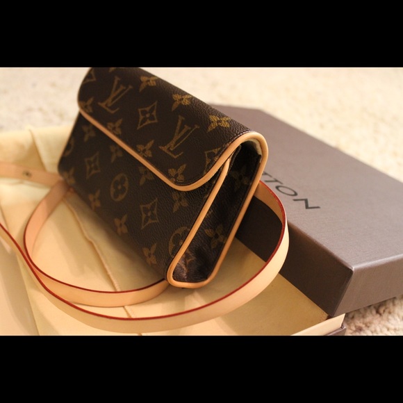 Authentic Louis Vuitton Florentine Waist Bag. - Picture 2 of 4