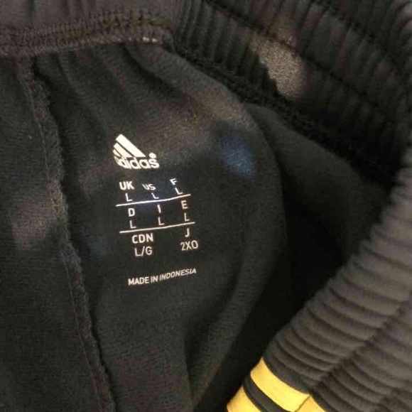 Adidas sweats size Large! - Picture 3 of 3