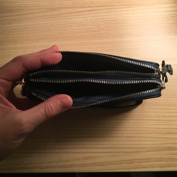 Brand new Silver/blue Coach wristlet! - Picture 4 of 4