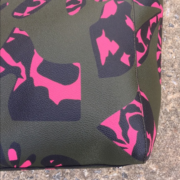 Banana Republic Tote - Picture 3 of 3