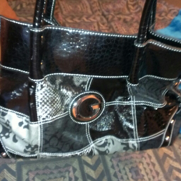 Hand bag