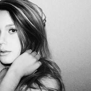 Meet your Posher, Hailey