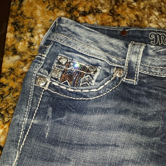 Size 24 - Picture 2 of 3