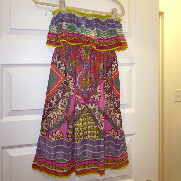 Strapless dress