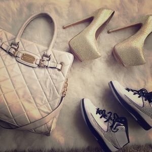 Super glamy cute clothes & shoes 💕🦄