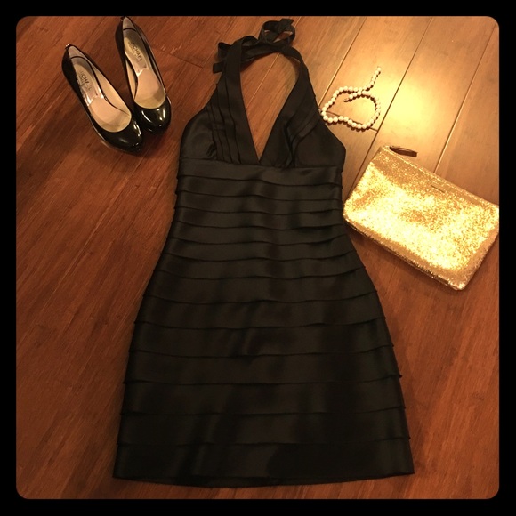 BCBG black tiered bodycon halter dress sz 2