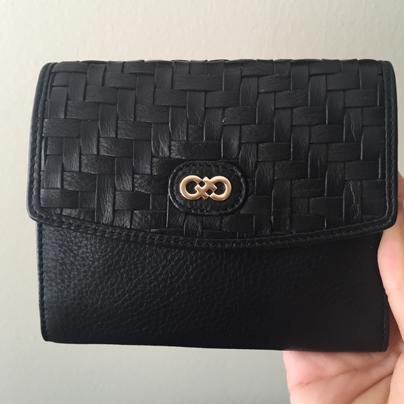 🌹FINAL PRICE🌹Cole Haan Leather Wallet - Picture 3 of 3