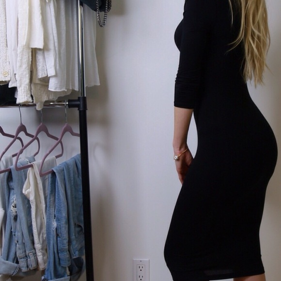 Stretchy Black Turtleneck Midi *LAST! - Picture 3 of 4