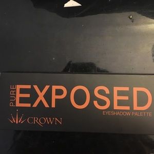 Eyeshadow palette