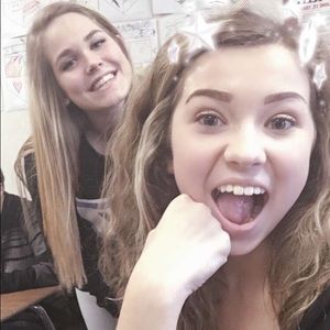 Meet your Posher, Abby