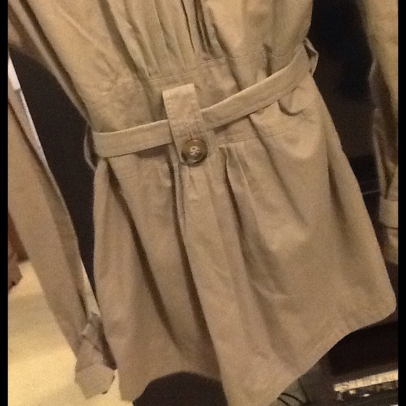 ❌SOLD❌Trench! - Picture 4 of 4