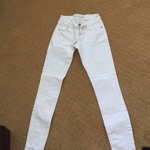 White jeans!