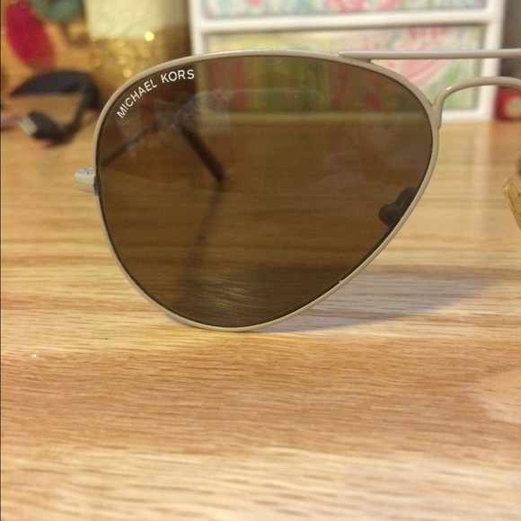Michael Kors Sunglasses - Picture 2 of 4