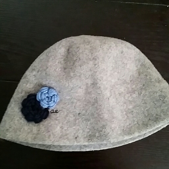 American Eagle hat