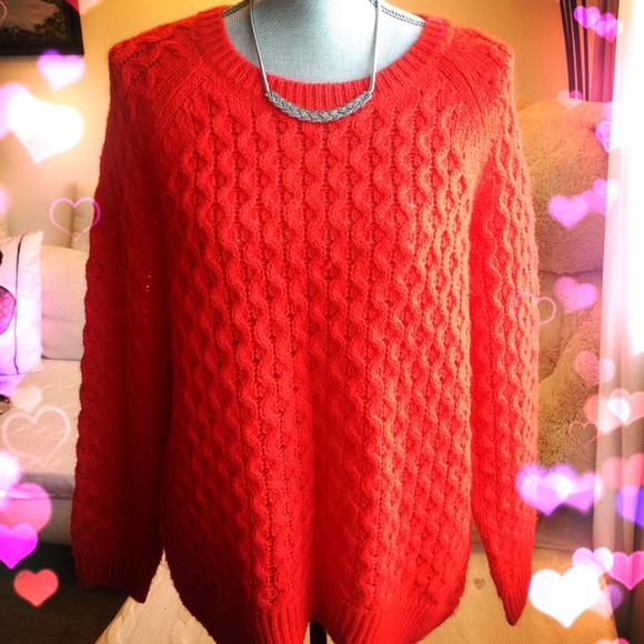 H&M Sweaters - 🌹Red knit sweater🌹