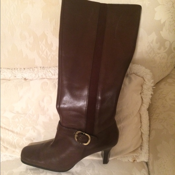 Anne Klein leather heeled boots