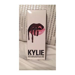 Kylie Lip Kit 💋 Brand new, never open!!