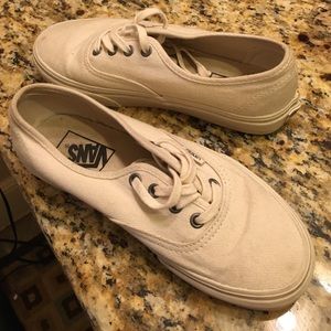 Cream/ Off-white Vans