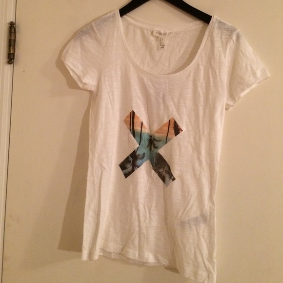 Upside down beach "X" t shirt