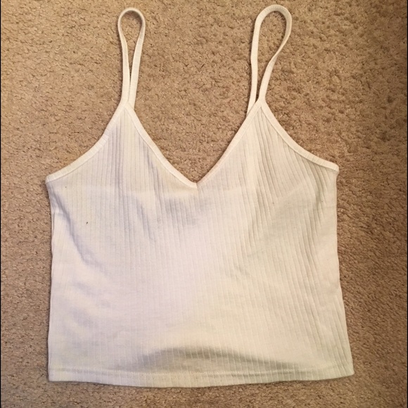 White crop top tank