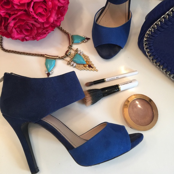BCBG Blue Suede Heel!