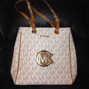 MK Purse