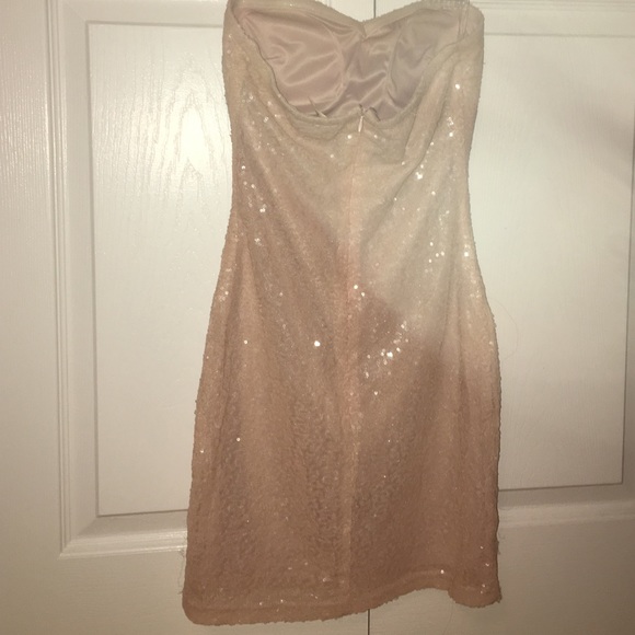 Gorgeous light pink dress - Picture 2 of 2
