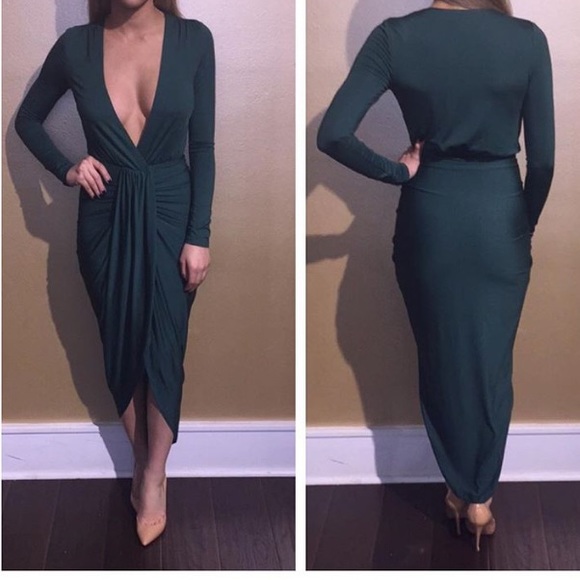 Gorgeous *NWT* Emerald Drape Wrap Dress Sz LG