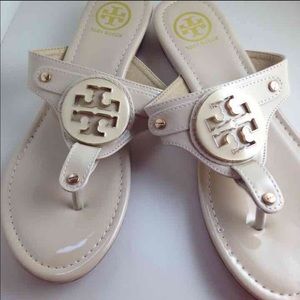 Tory burch cream sandals