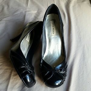 Steve Madden pumps