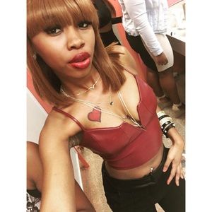 Meet your Posher, Diamond