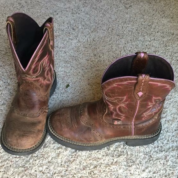 Justin Gypsy boots