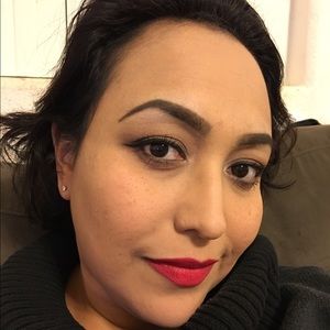 Meet your Posher, Renee