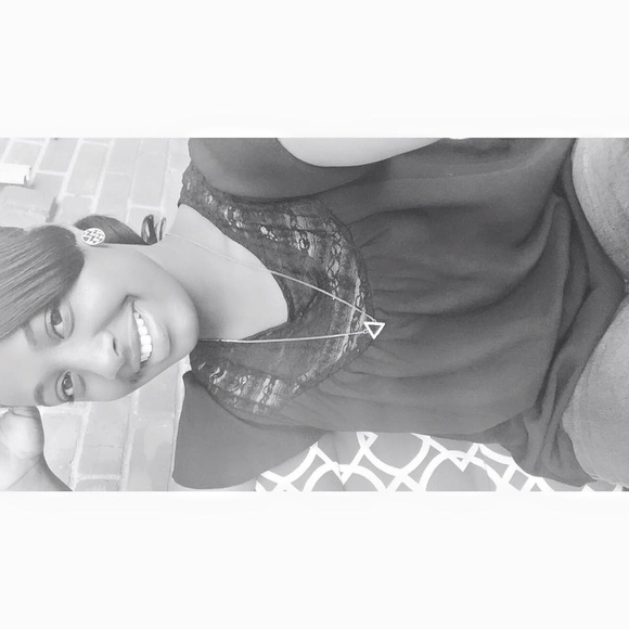 Meet your Posher, Dayclunai