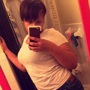 Meet your Posher, Monae