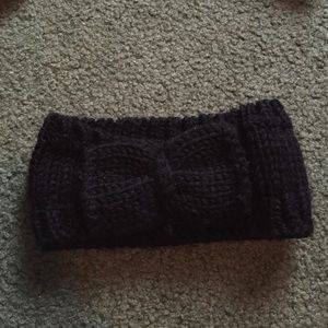 Knit bow headband