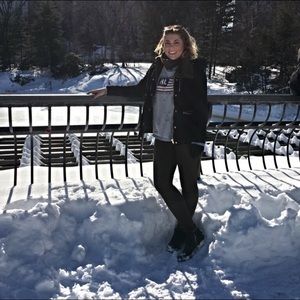 Meet your Posher, Willow