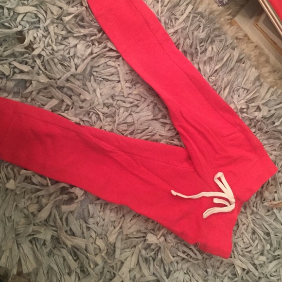 Barely worn cute and Hollister cropped joggers