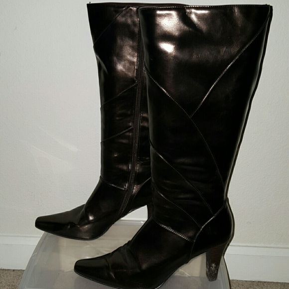 Tall full zip boots