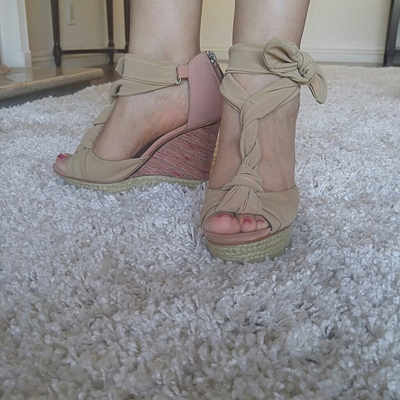 Rachel Roy Wedges