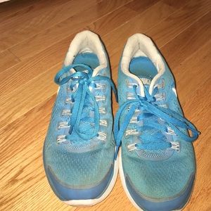 Nike lunar glide 4 running shoes