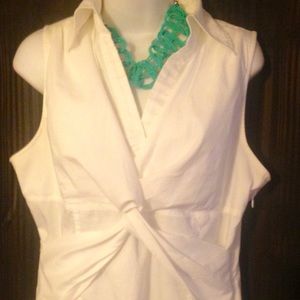 🎀Precious Sleeveless White Blouse🎀
