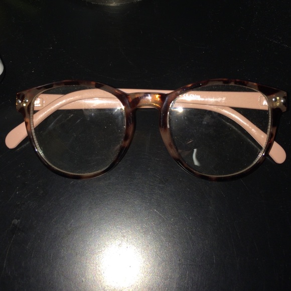 Urban Outfitters glasses