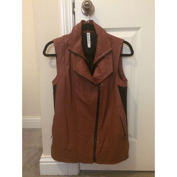 Mural Leather Vest - Picture 4 of 4