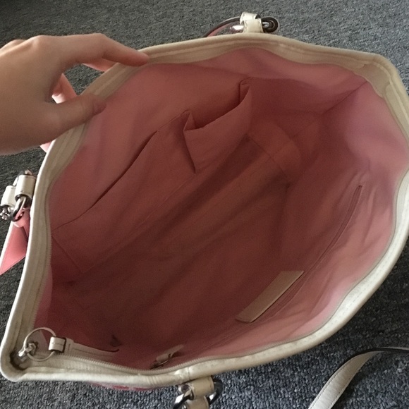 Coach shoulder bag - Picture 3 of 3