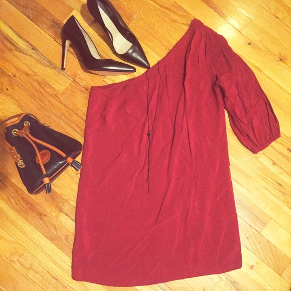 a is for audrey  Dresses & Skirts - 💋FINAL SALE One Shoulder Dress Size: Medium