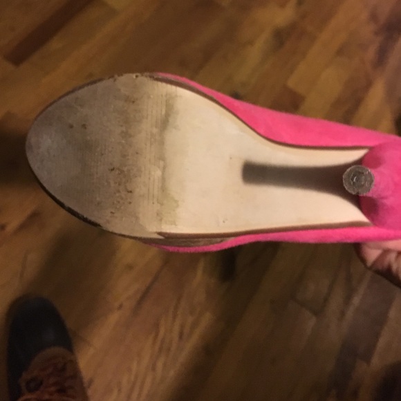 Pink heels - Picture 2 of 2